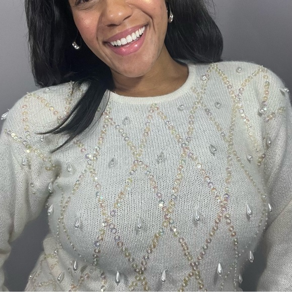 NWT Vintage Pretty in Pearls Angora Knit Sweater Rare Ski Wool Crewneck Silk Top - Picture 1 of 13